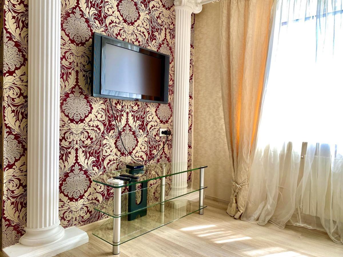 Apartpoltava Елегантна Квартира В Новобудові,Біля Каштанової Алеї, Центр Міста, Звітна Документація Luaran gambar