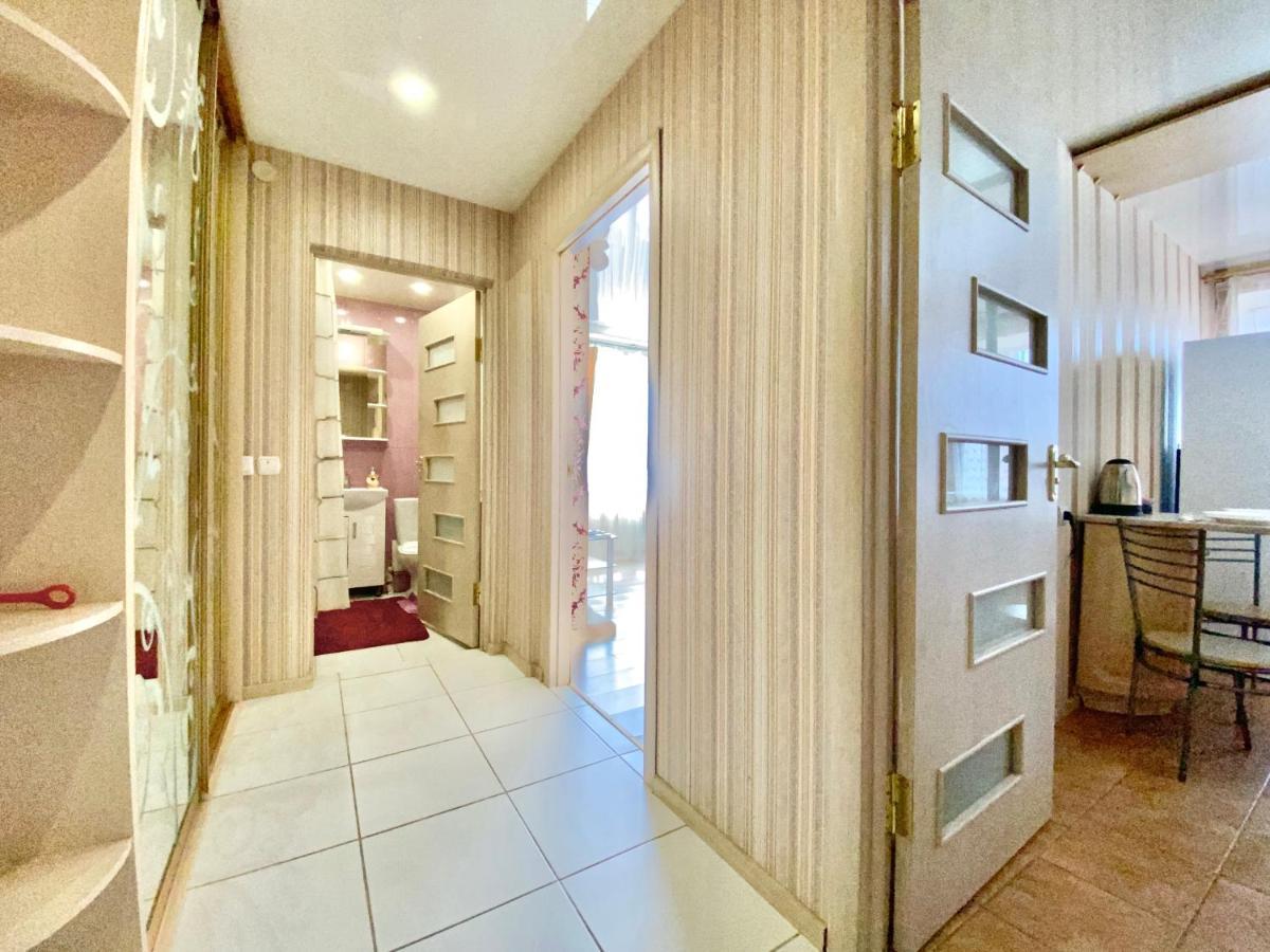 Apartpoltava Елегантна Квартира В Новобудові,Біля Каштанової Алеї, Центр Міста, Звітна Документація Luaran gambar