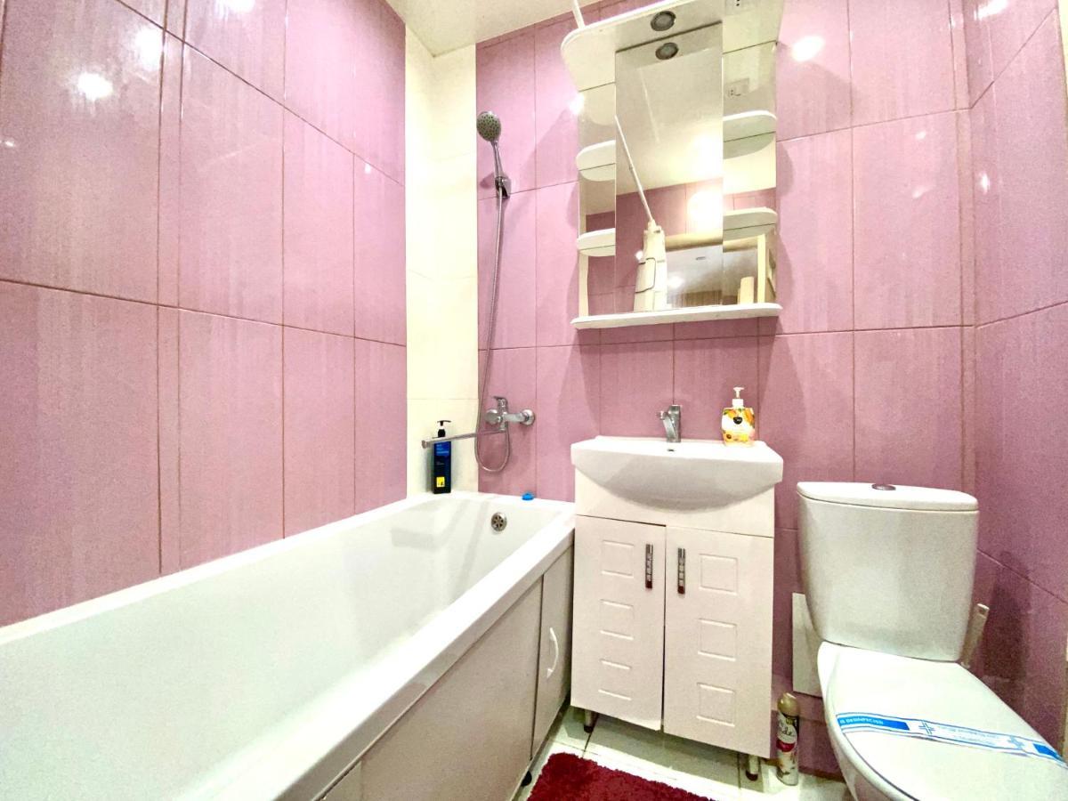 Apartpoltava Елегантна Квартира В Новобудові,Біля Каштанової Алеї, Центр Міста, Звітна Документація Luaran gambar